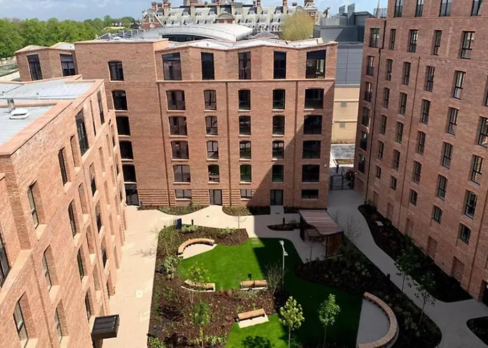 Luxury One Bedroom Apartment Within The City Walls