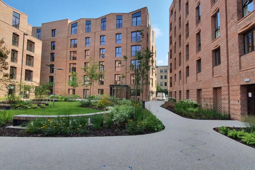 Apartment Luxury One Bedroom Within The Walls *